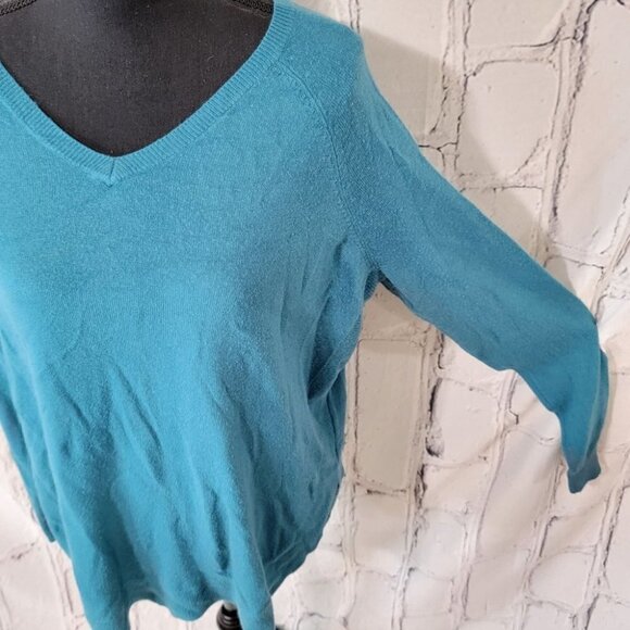 ISELA Aqua Blue V Neck Rounded Hi Lo Hem Soft Cozy Pullover Casual Sweater Large - Picture 3 of 7
